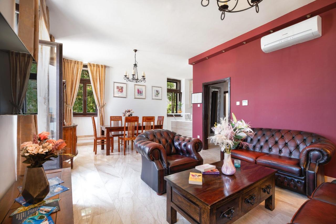 Luxury Apartments Perko Kaštela المظهر الخارجي الصورة