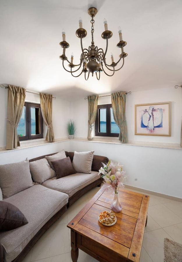 Luxury Apartments Perko Kaštela المظهر الخارجي الصورة