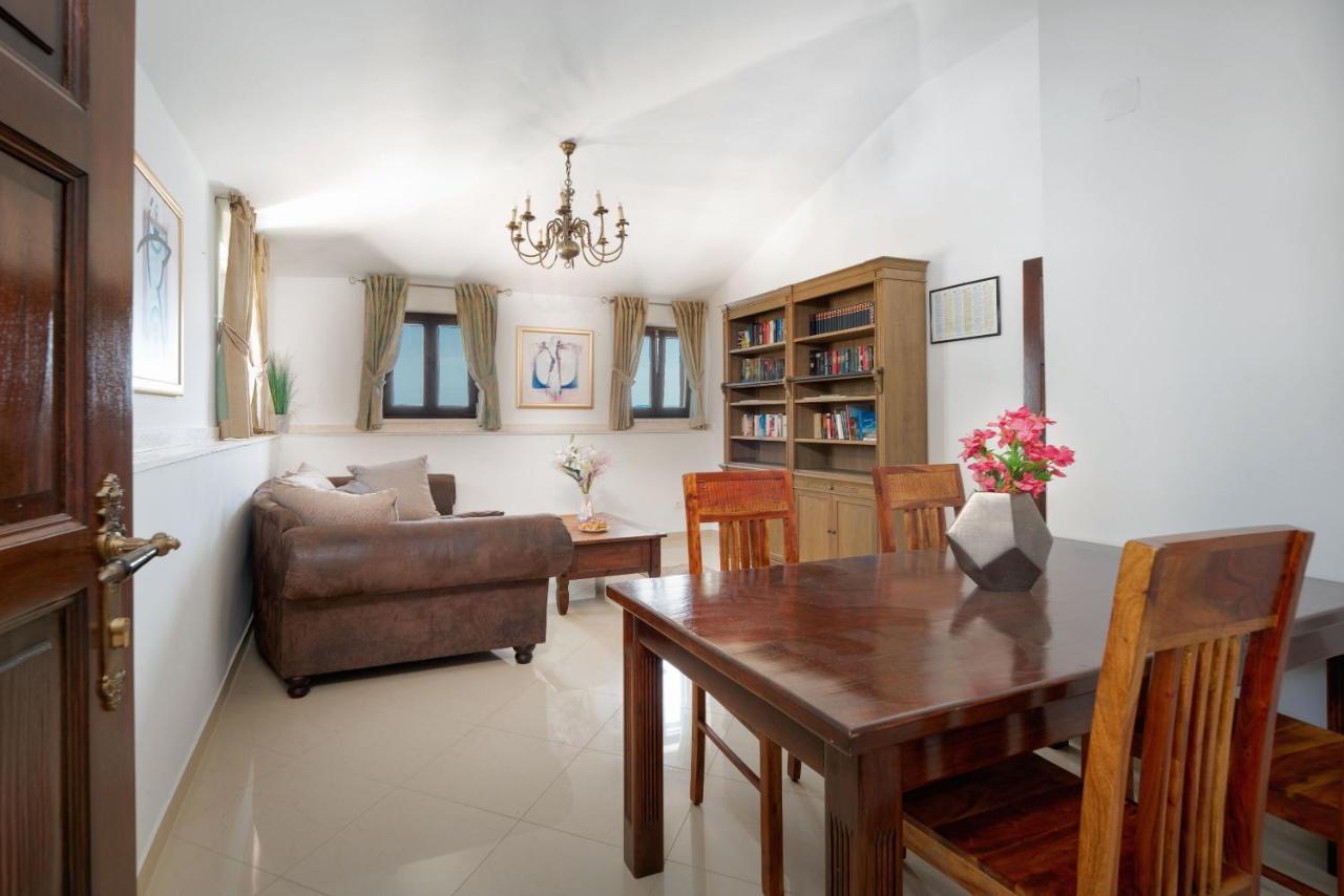 Luxury Apartments Perko Kaštela المظهر الخارجي الصورة